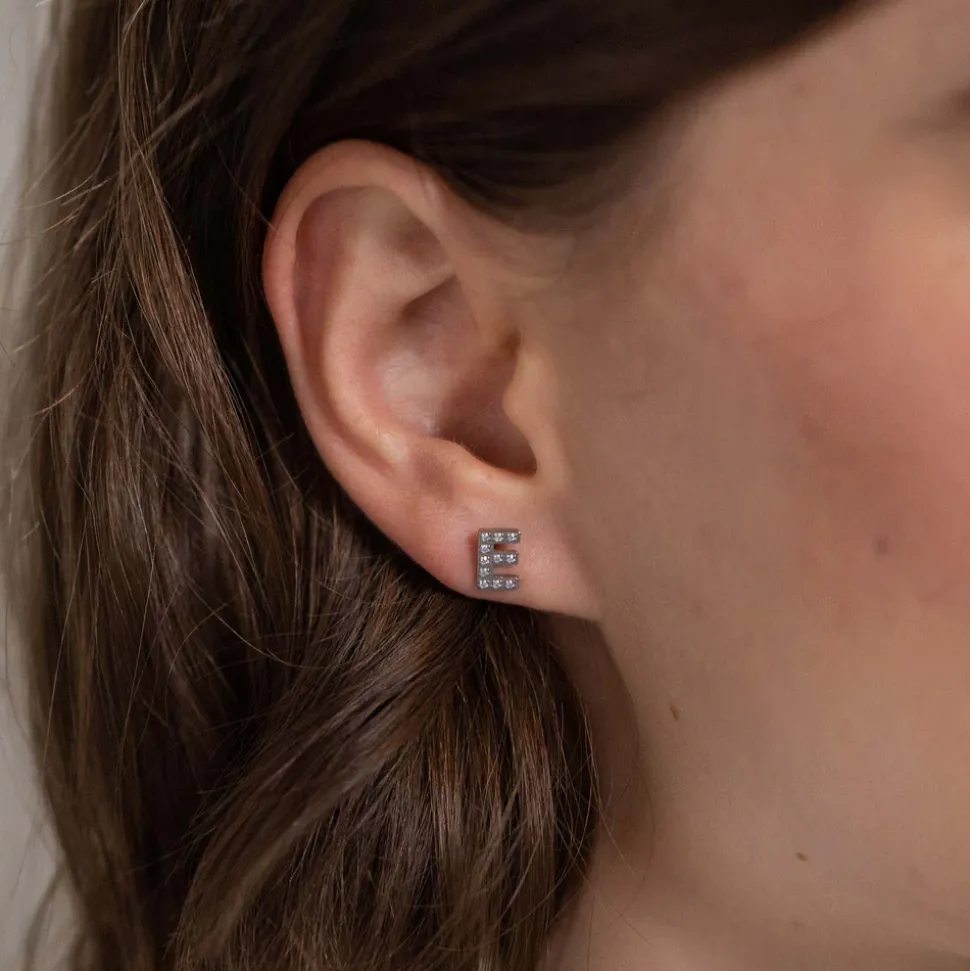 Earring E