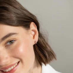 Earring Q