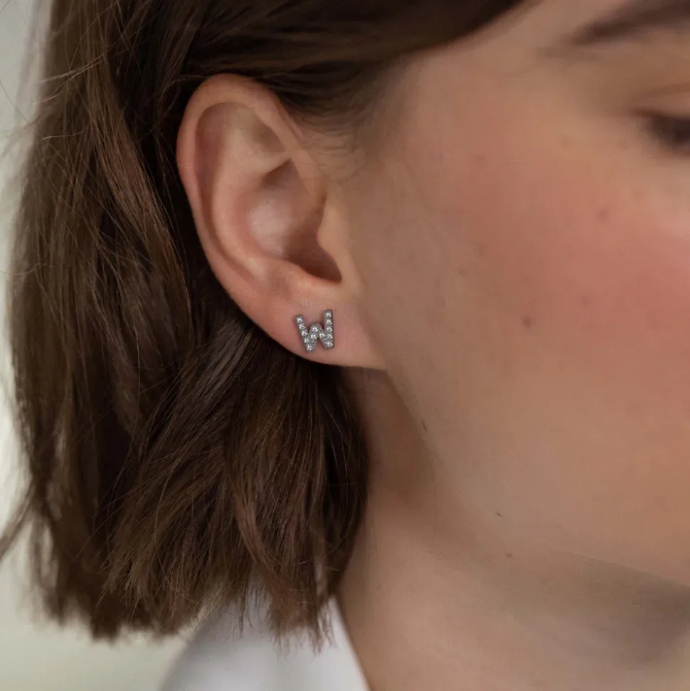 Earring W