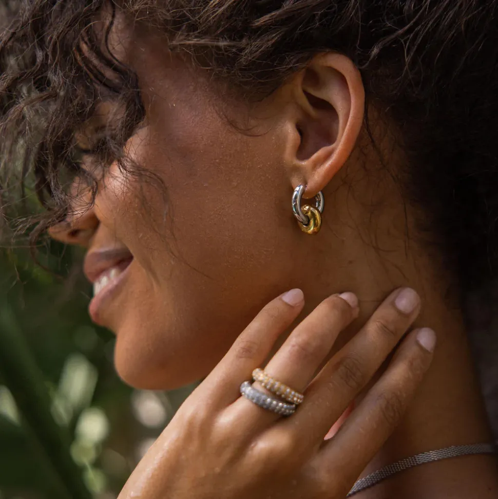 Earrings Bond