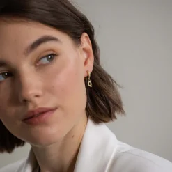 Hoop Earring Q