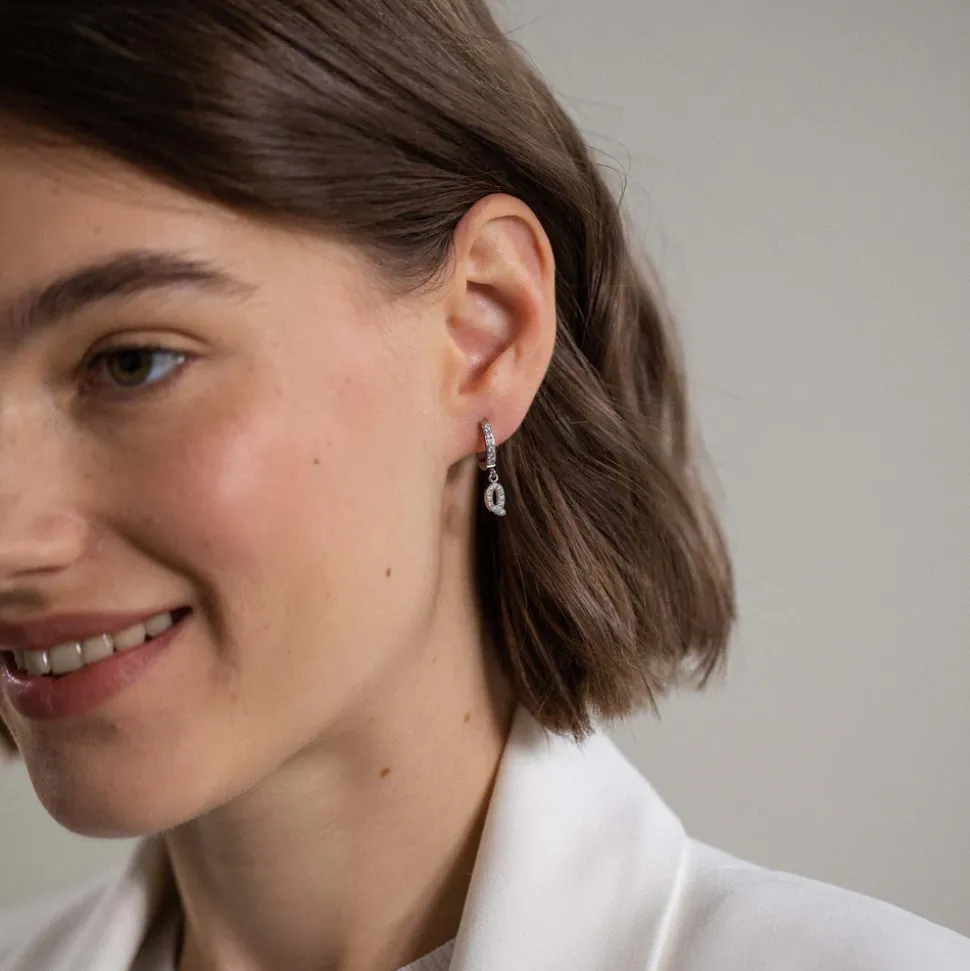 Hoop Earring Q