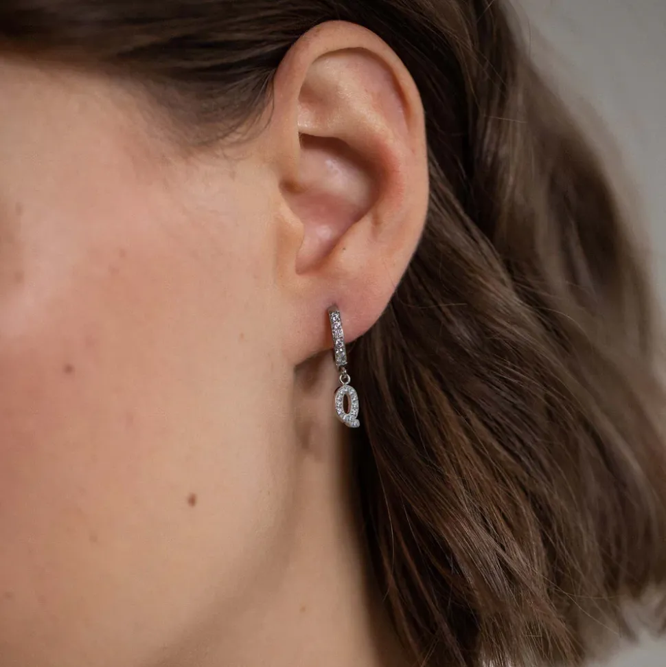 Hoop Earring Q