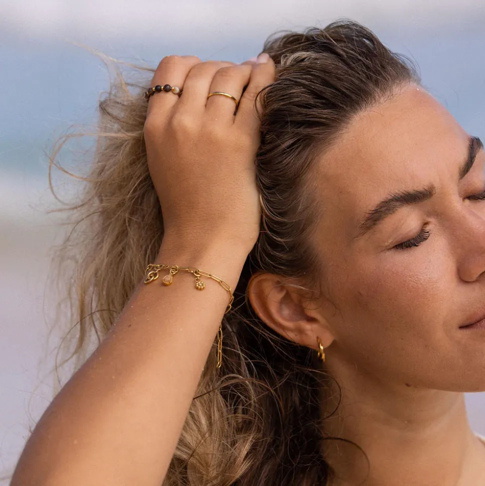 Mahina Club Mokupuni Ring