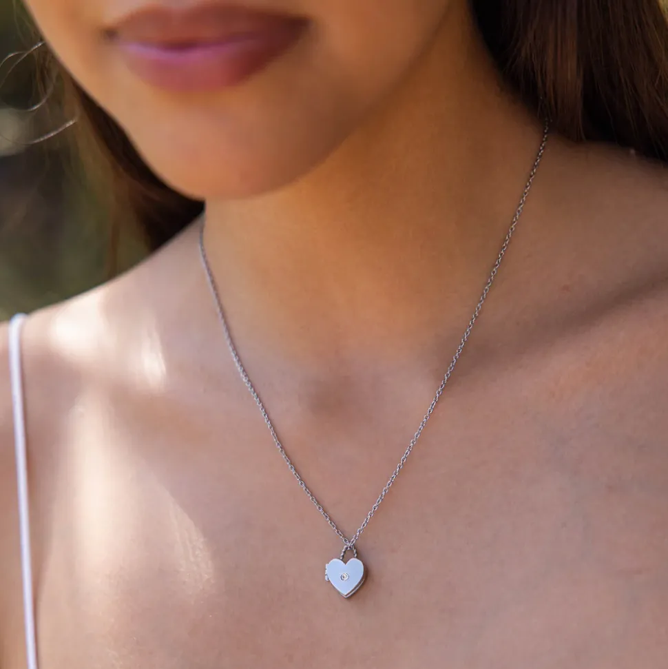 Necklace Heartbeat Medallion