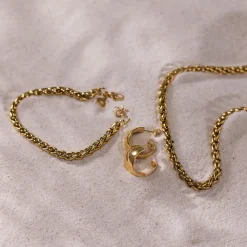 Twisted Bold Necklace